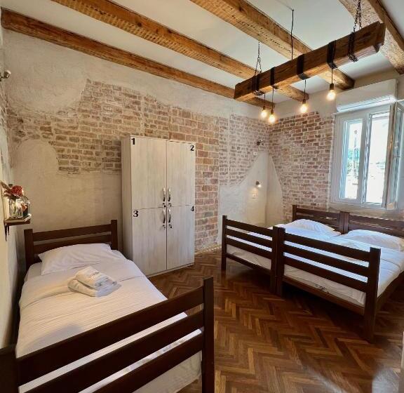 Triple Room Sea View, Step To Kotor Bay Guesthouse