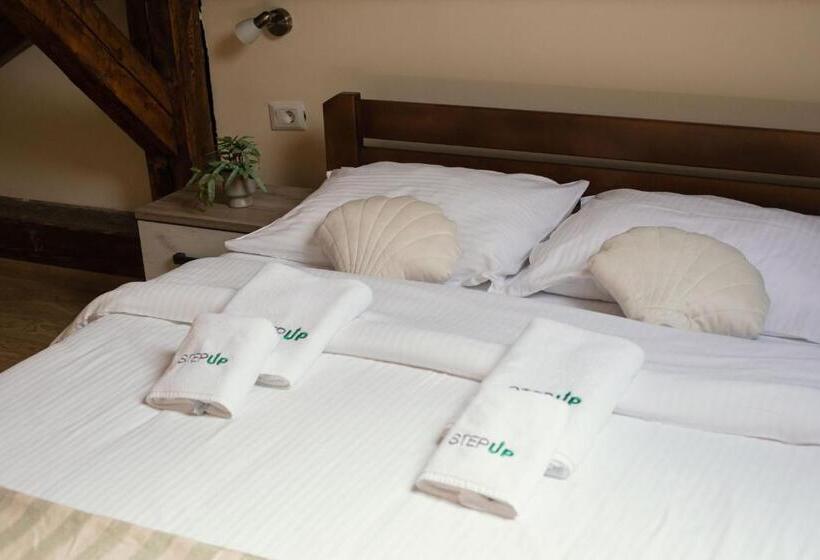 اتاق استاندارد, Step To Kotor Bay Guesthouse