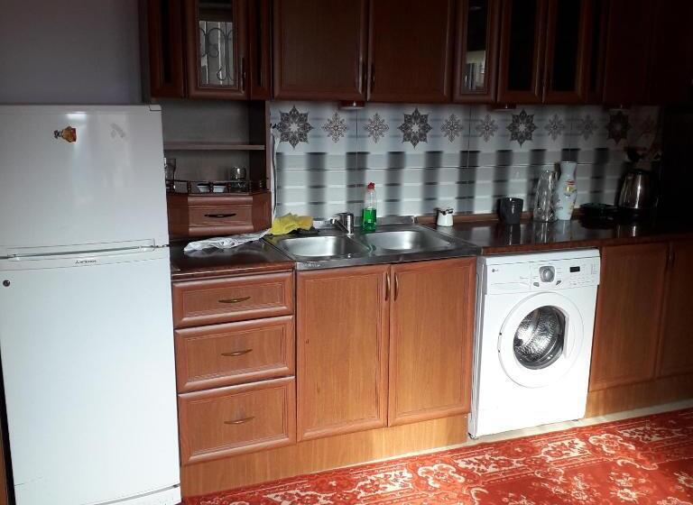 اتاق کلاسیک چهارنفره, Norik S Guest House