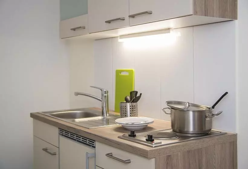スタンダードトリプルルーム, Apartment Hotel Konstanz