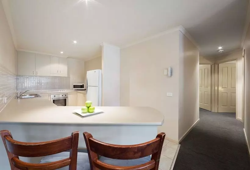 آپارتمان 3 خوابه, Canberra Parklands Central Apartment Hotel Official
