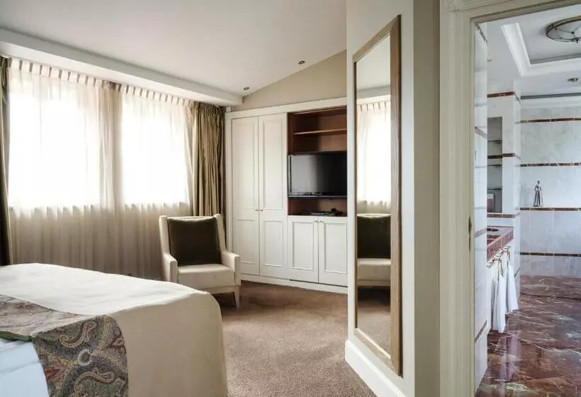 メゾネットスイート, Althoff Seehotel überfahrt