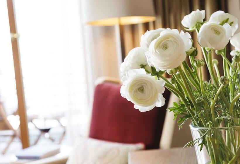 חדר דלוקס נוף לאגם, Althoff Seehotel überfahrt