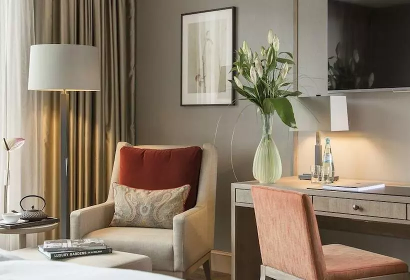 レイクビューデラックスルーム, Althoff Seehotel überfahrt