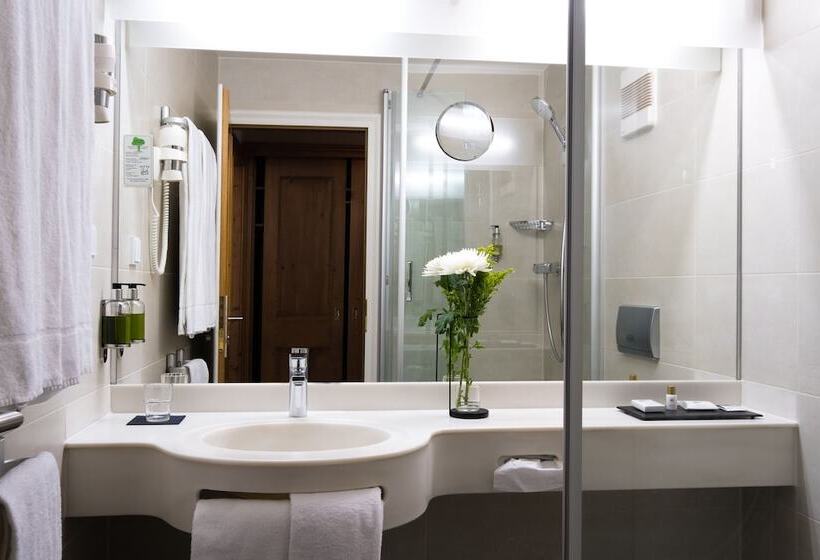 חדר קומפורט, Central