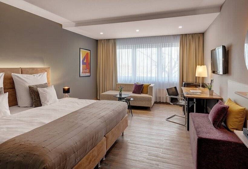 חדר ביזנס, Central