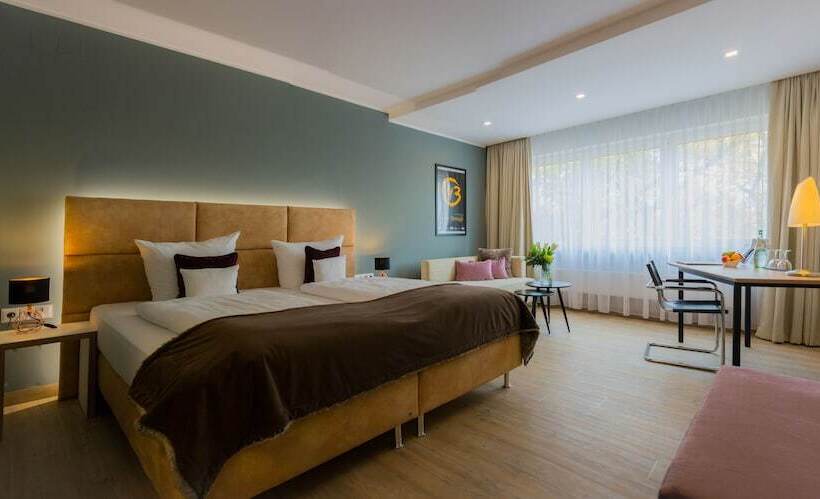 חדר ביזנס, Central