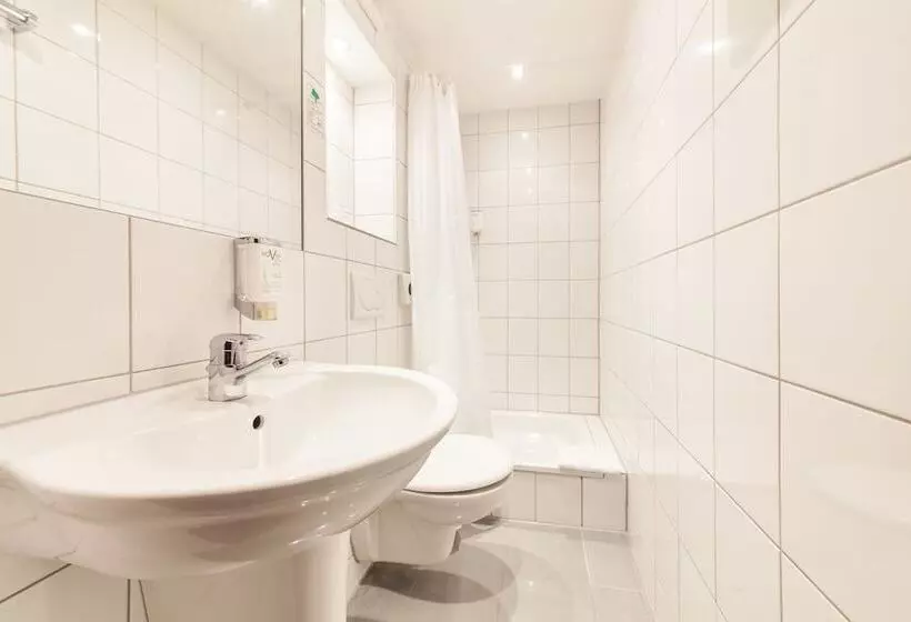 اتاق اکونومی یک تخته, Maxim Düsseldorf City