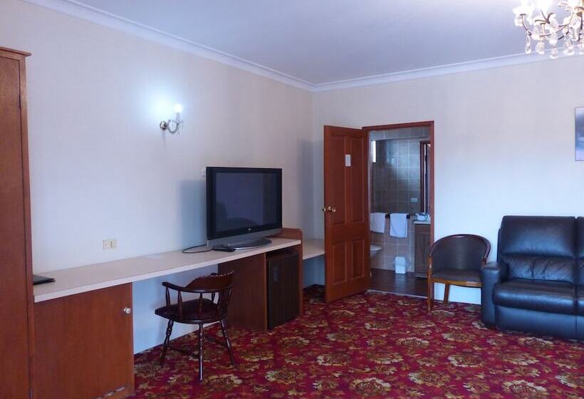 آپارتمان 3 خوابه, Meramie Motor Inn