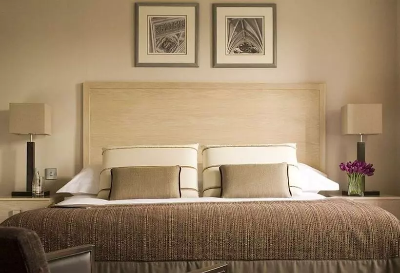 Classic Room, Nutfield Priory Hotel & Spa