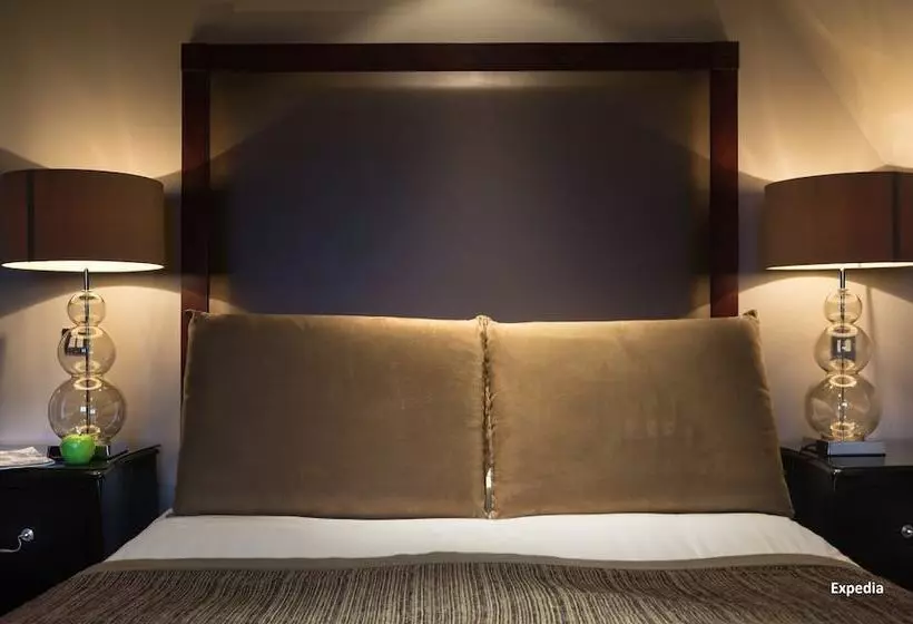 Superior Room, Nutfield Priory Hotel & Spa