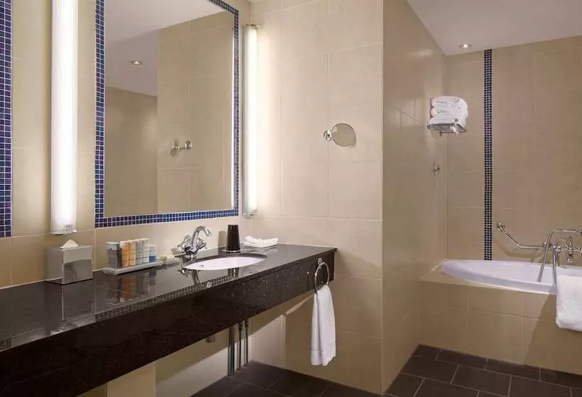 سوییت جونیور, Voco Belfast, An Ihg