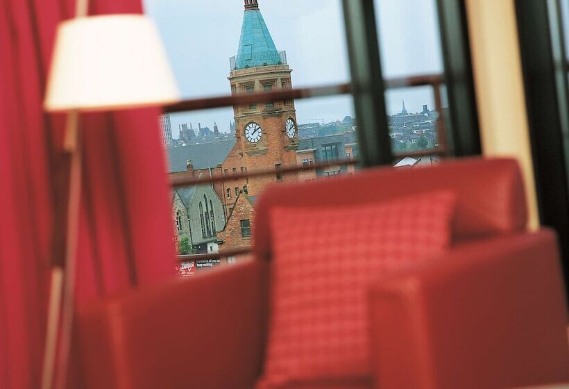 주니어 스위트 발코니, Voco Belfast, An Ihg