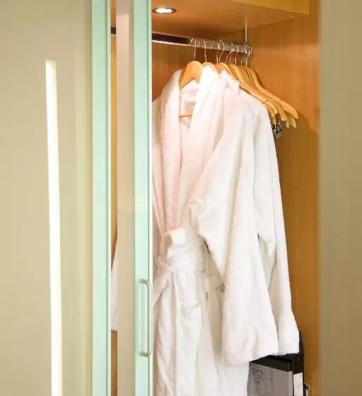 اتاق پرمیوم, Voco Belfast, An Ihg