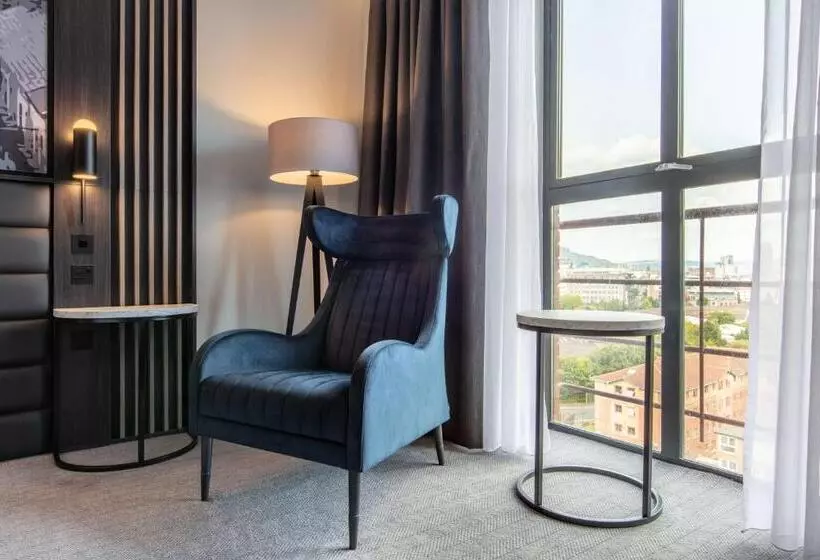 اتاق پرمیوم, Voco Belfast, An Ihg