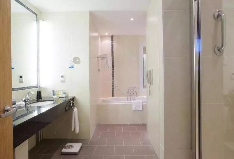 سوییت جونیور, Voco Belfast, An Ihg