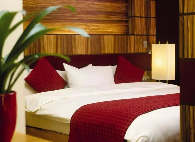 اتاق خانوادگی, Voco Belfast, An Ihg