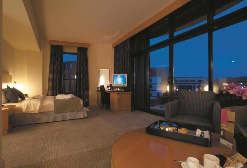 주니어 스위트 발코니, Voco Belfast, An Ihg