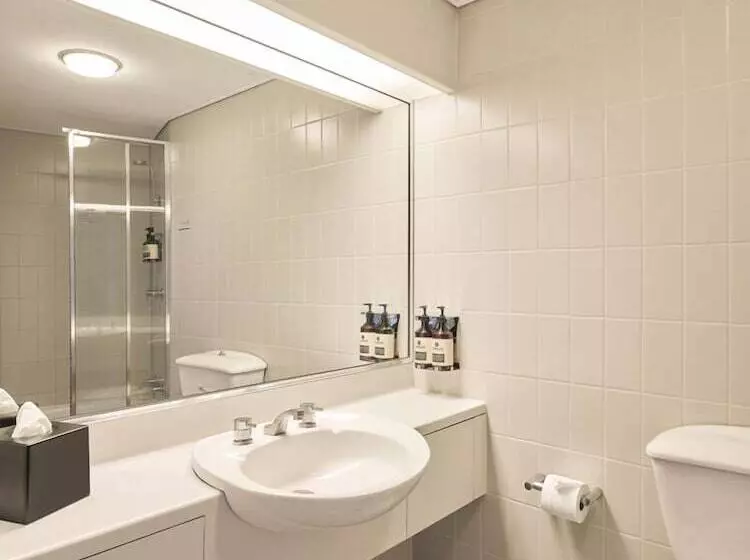 استودیو استاندارد با چشم‌انداز, Rendezvous Hotel Sydney The Rocks