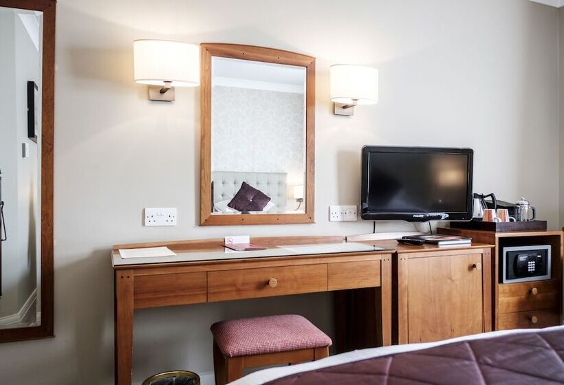 エクゼクティブルーム, The Red Lion