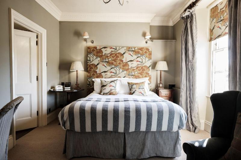 غرفة قياسية, The Swan