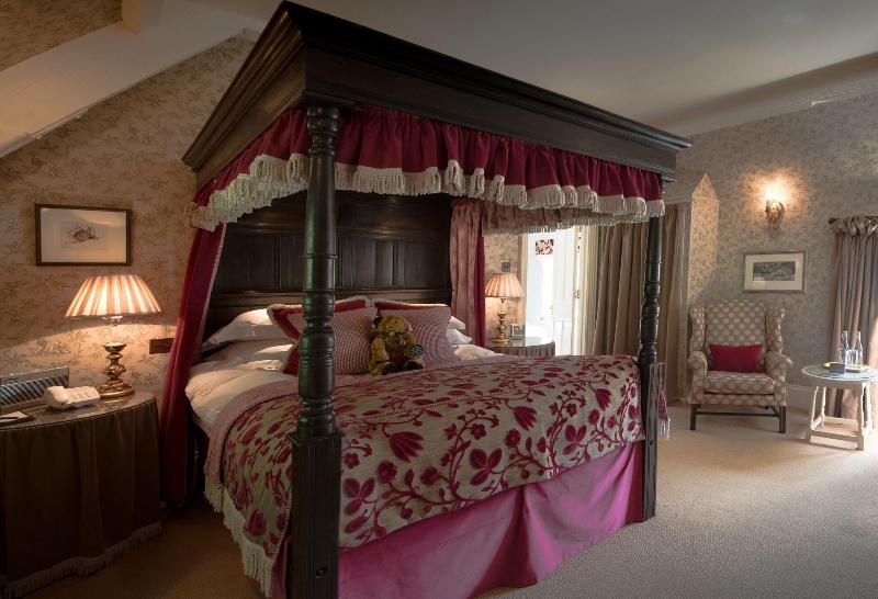 غرفة سوبيريور, The Swan