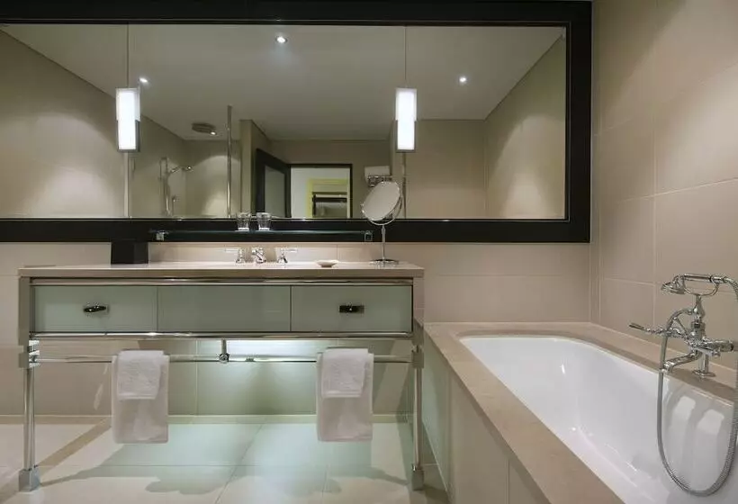 اتاق لوکس با چشم‌انداز, The Westin Melbourne