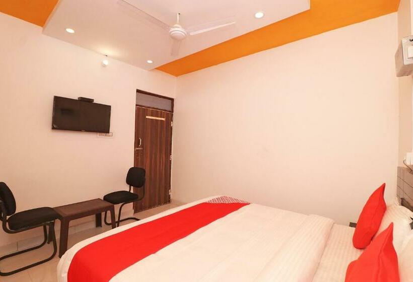 غرفة كلاسيكية ثلاثية, Oyo 37918  Signature Inn