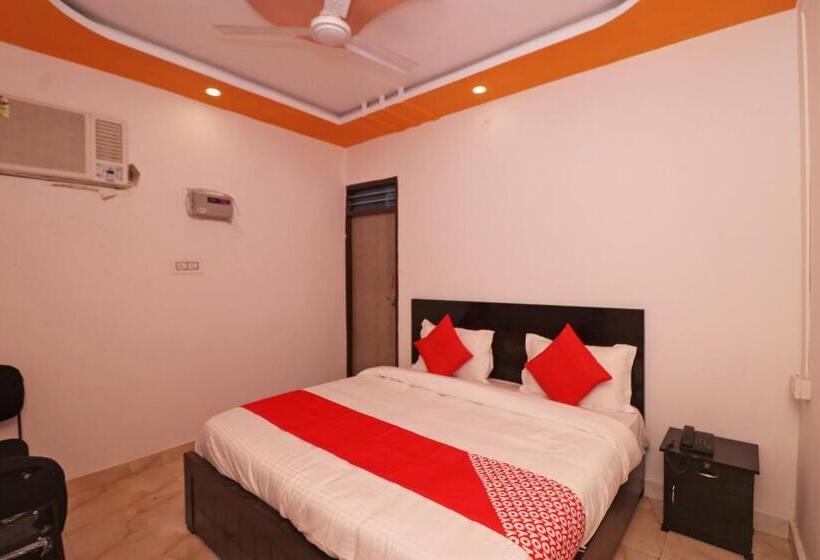 غرفة كلاسيكية ثلاثية, Oyo 37918  Signature Inn