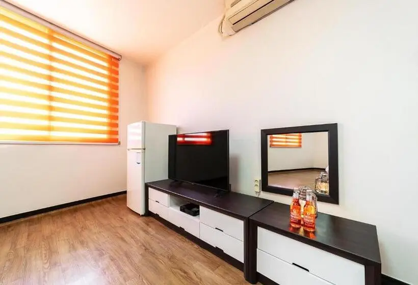スタンダード４人部屋, Hoony Guesthouse   Hostel