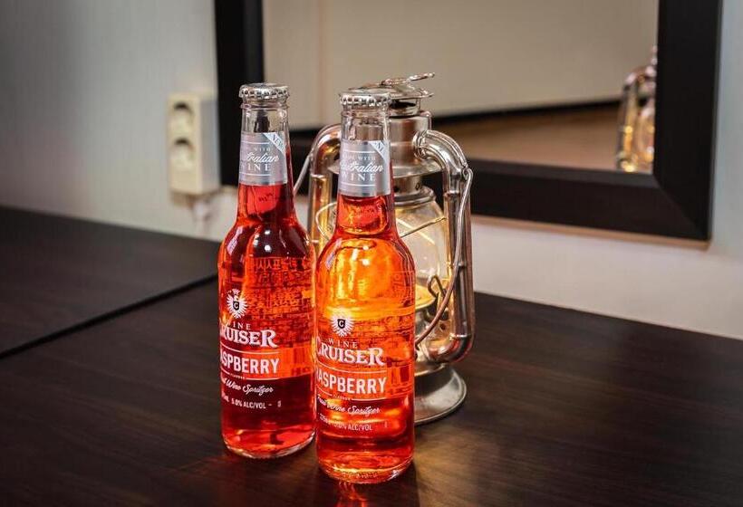 Четырехместный Номер Стандарт, Hoony Guesthouse   Hostel