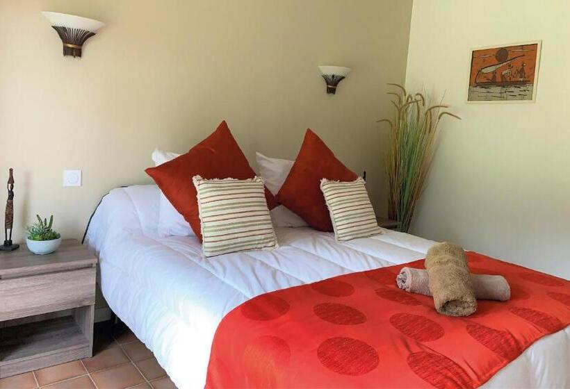 Номер Стандарт Вид на Сад, La Villa Saint André Argeles Sur Mer