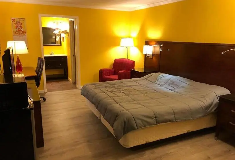 キングサイズベッドのスタンダードルーム, Dragon Inn & Suites