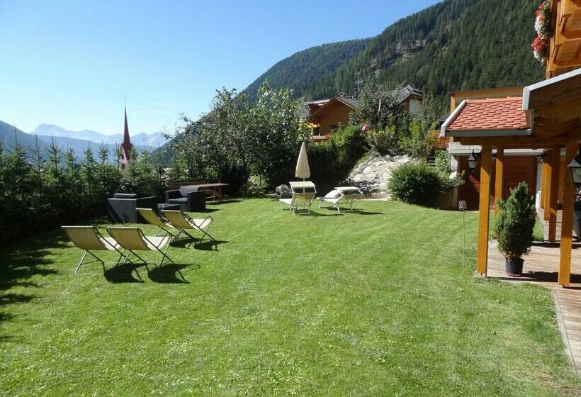 可观山景的小型套房, Gsieserhof