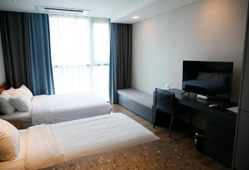 Deluxe-perhehuone, J One Hotel Cheongju