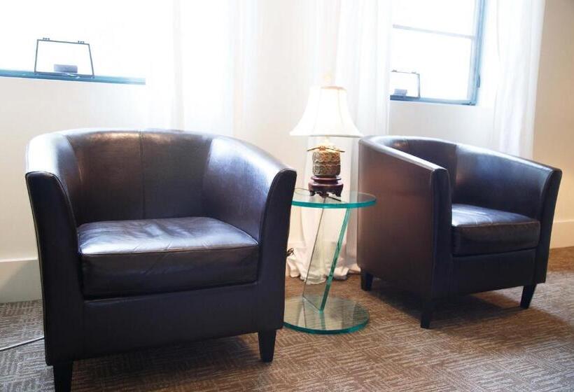 Апартаменты Superior 1 Спальня, The Lofts At The Five & Dime