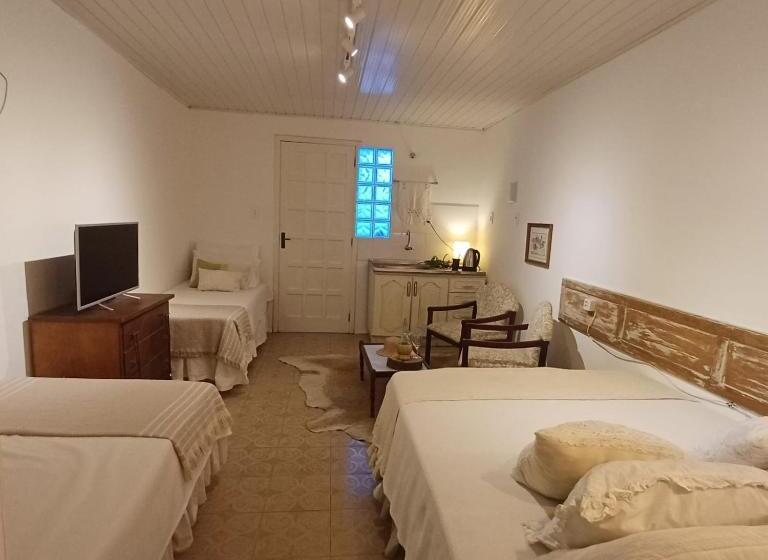 חדר סטנדרט לארבעה, Chácara Rosa Cortiana