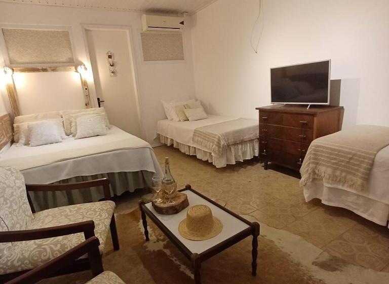 חדר סטנדרט לארבעה, Chácara Rosa Cortiana