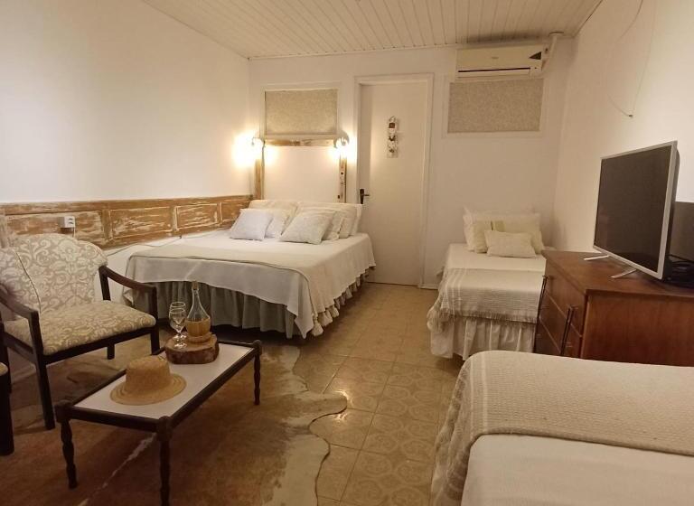 חדר סטנדרט לארבעה, Chácara Rosa Cortiana