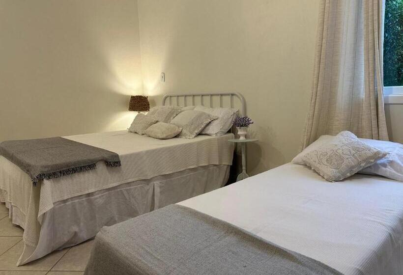 חדר משפחתי, Chácara Rosa Cortiana