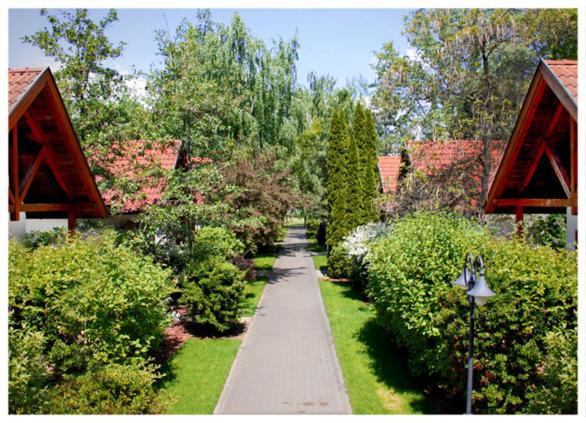 デラックスバンガロー, Sunshine Balatonlelle