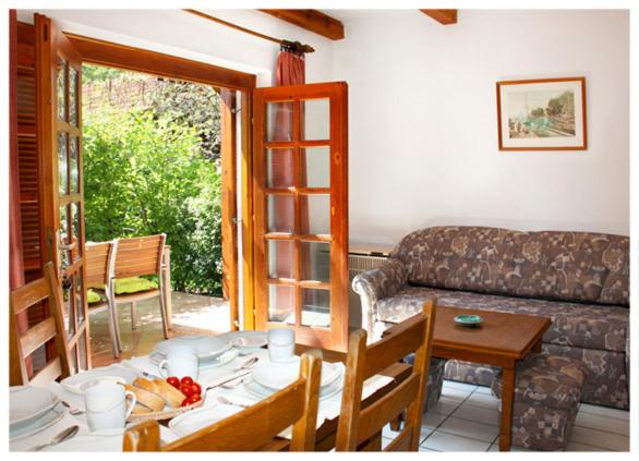 家族用バンガロー, Sunshine Balatonlelle