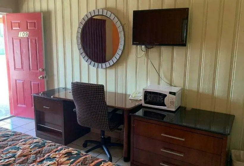 キングサイズベッドのスタンダードルーム, Budget Inn Motel Greenville Tx