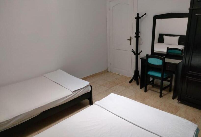 کلبه ییلاقی, Marseilia Land Aqua Park Families Only