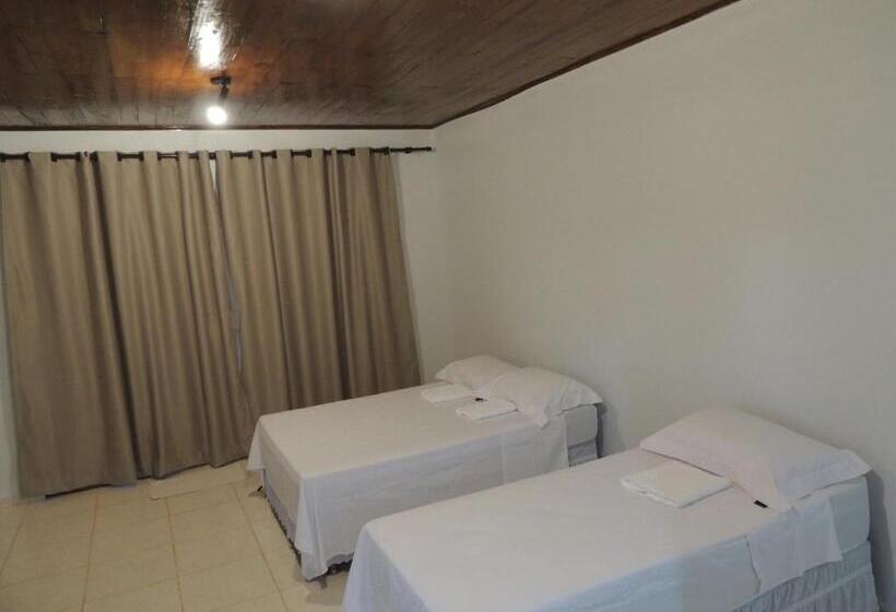 کلبه ییلاقی, Pousada Verde Do Mato