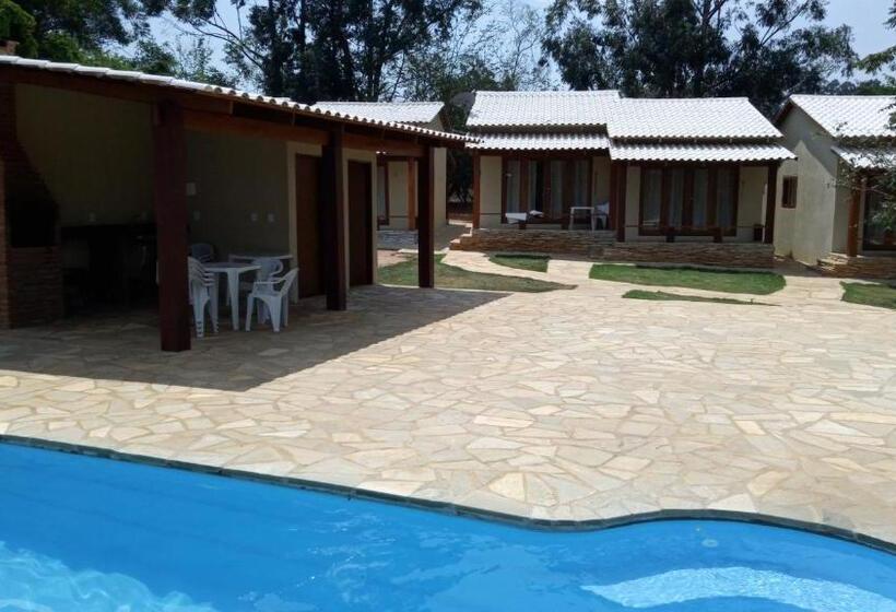 کلبه ییلاقی, Pousada Verde Do Mato