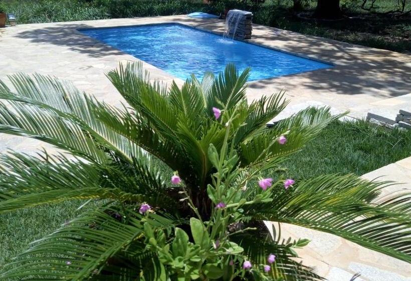 کلبه ییلاقی, Pousada Verde Do Mato