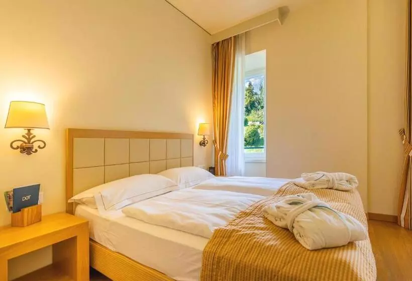 Comfort room with garden view, Kurhaus Cademario