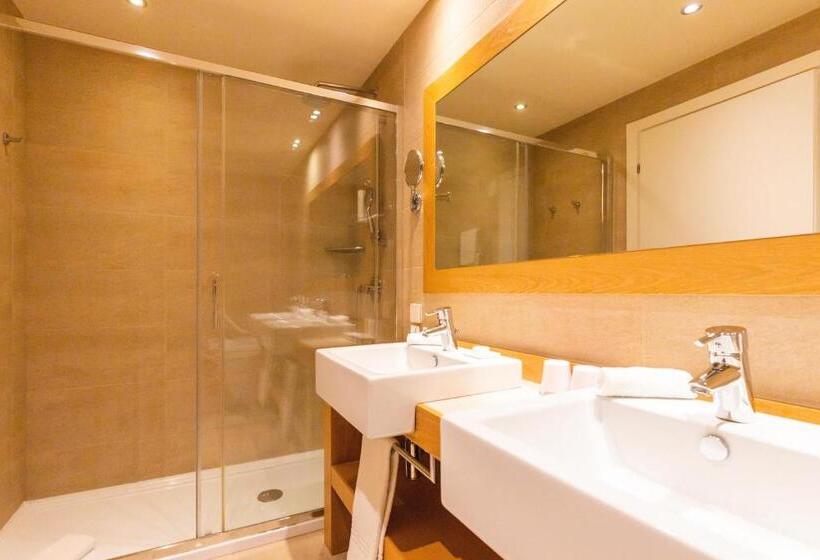 小型套房带阳台, Kurhaus Cademario