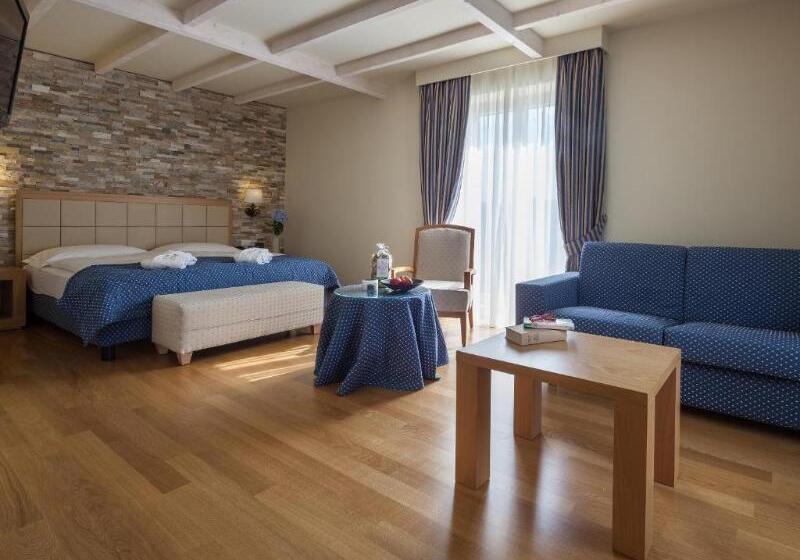 舒适的小型套房, Kurhaus Cademario